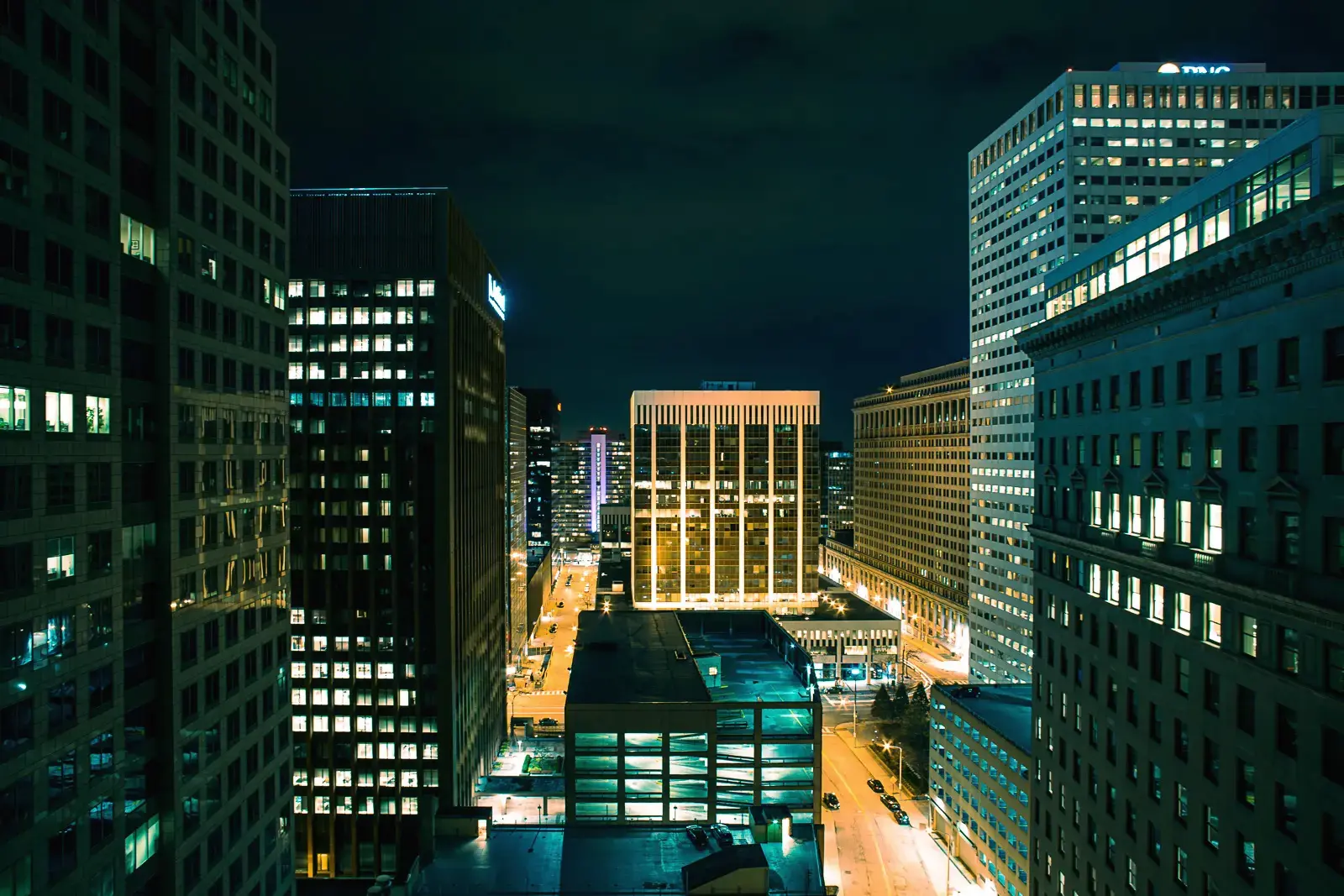 Rooftop night photography in Cleveland